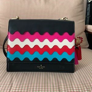 Feista shoulder Bag!